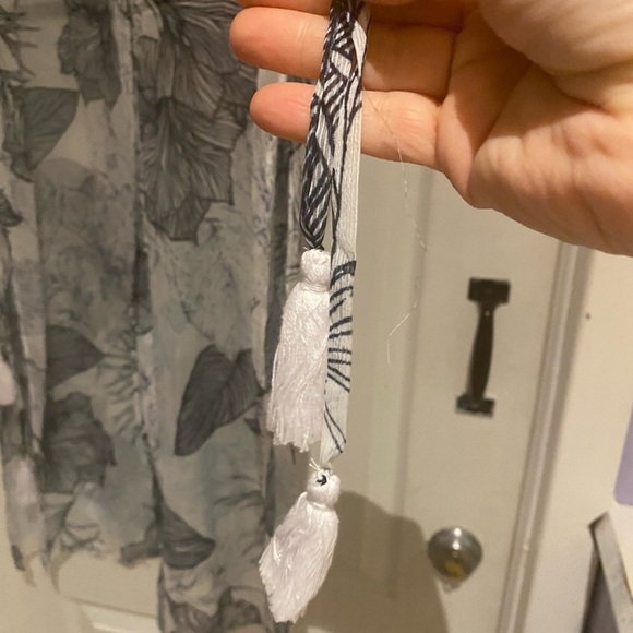 Vince Camuto tunic - Picture 7 of 9